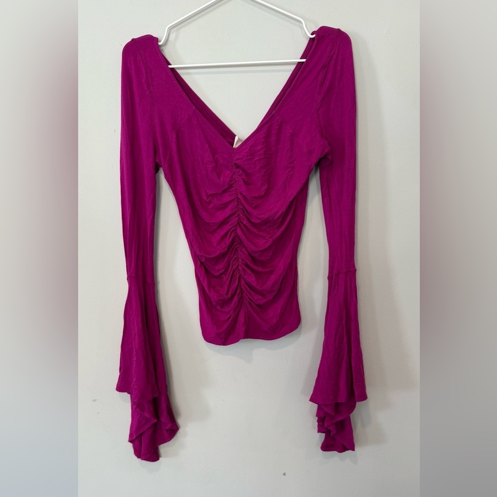 Free People We the Free What A Babe Top fuchsia ruched Top Size Small - Picture 9 of 9